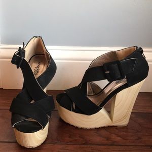 Charlotte Russe Black wedged heal!